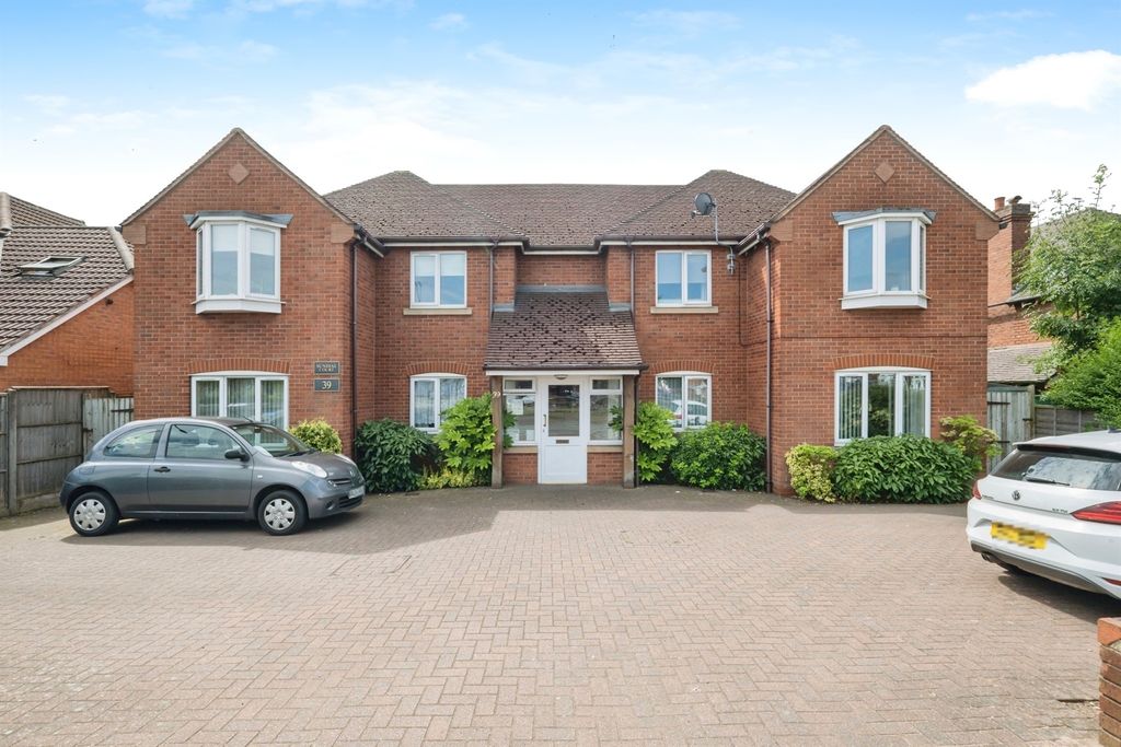 Property photo 1 of 17