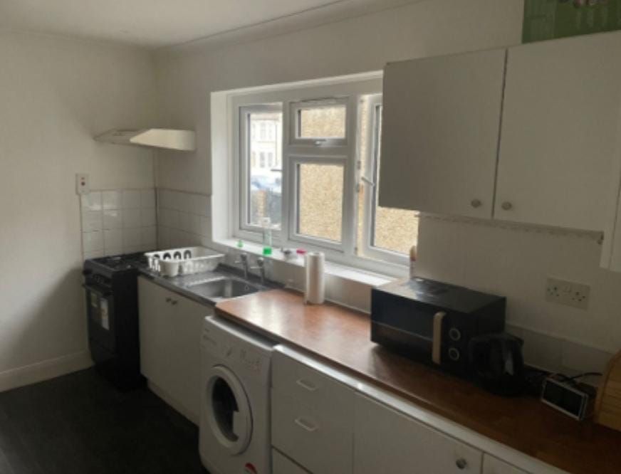 Property photo 2 of 3