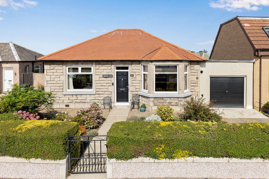Property photo 1 of 17 Primary Property Image