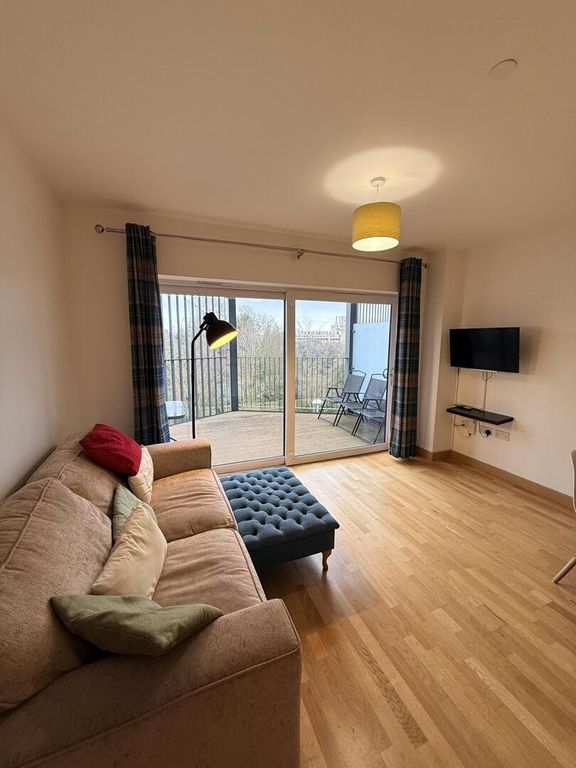 Property photo 1 of 8 Living Room