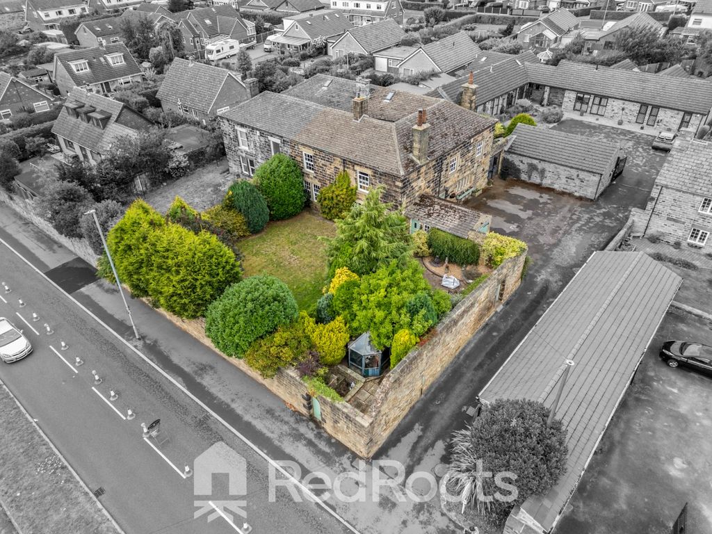 Property photo 3 of 44 4399384