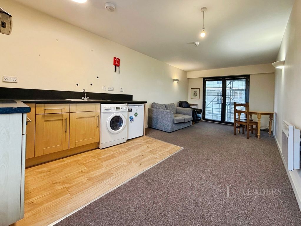 Property photo 2 of 9 Pbox-Img.Jpeg