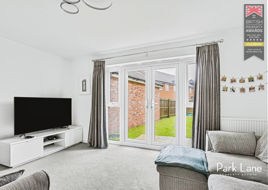 Property photo 2 of 18