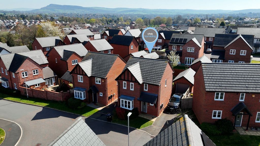 Property photo 1 of 36