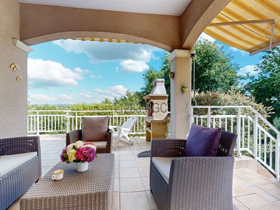 Property photo 1 of 23