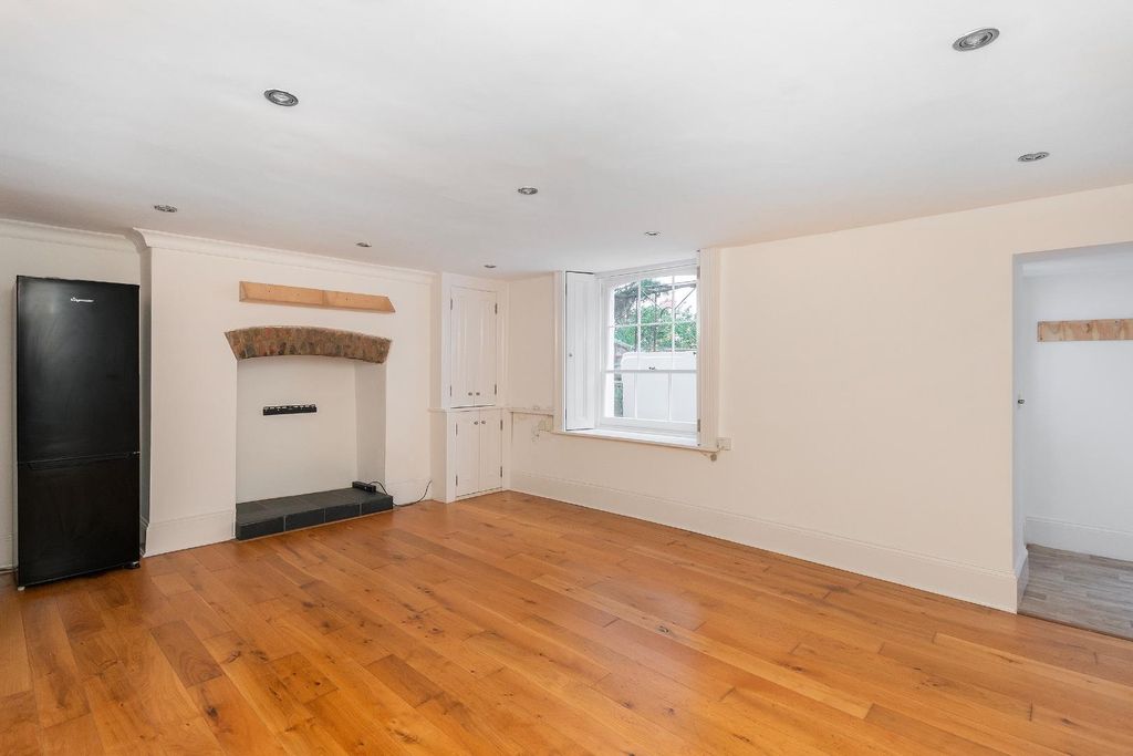 Property photo 3 of 22 1C0Aths - Lounge Diner D.Jpg