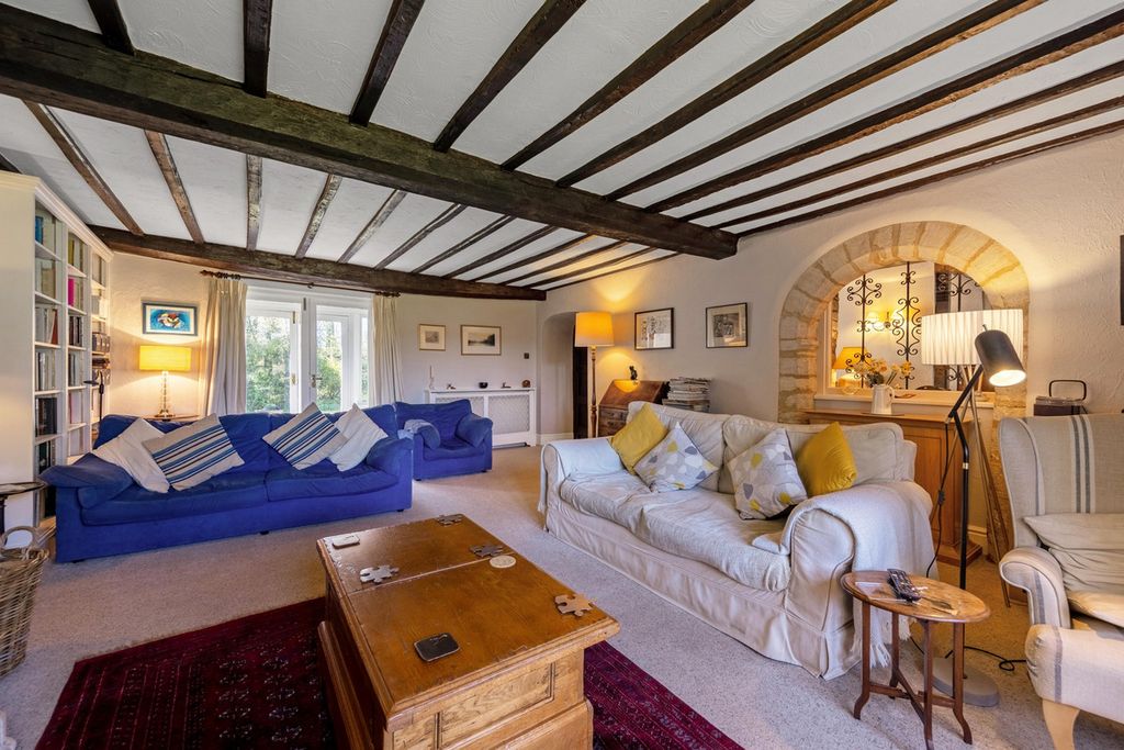 Property photo 2 of 49