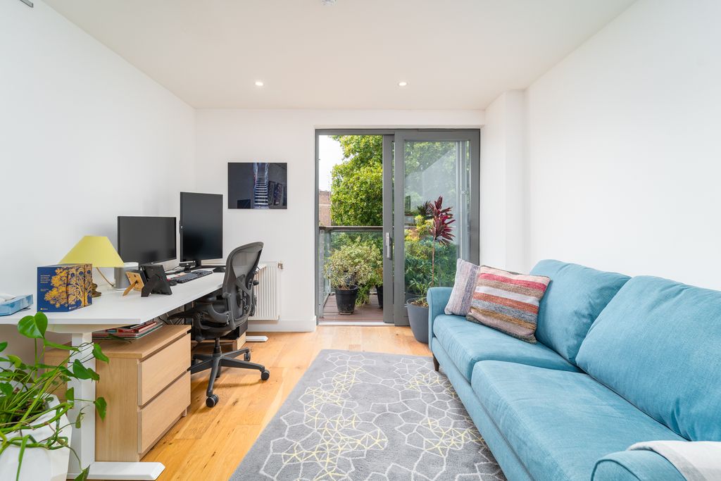 Property photo 2 of 11
