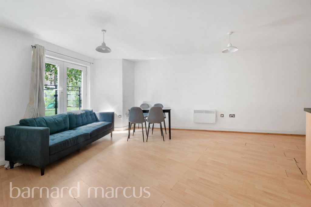 Property photo 2 of 9