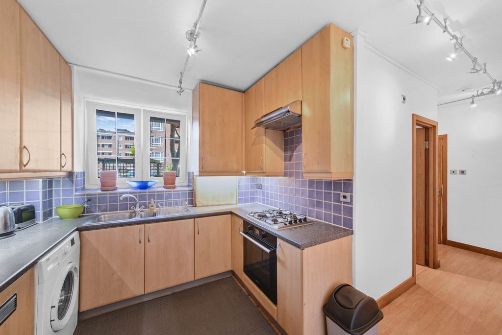 Property photo 3 of 13 Picture No. 11