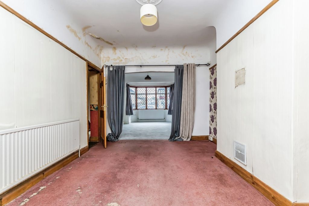 Property photo 3 of 16 Pbox-Img.Jpg