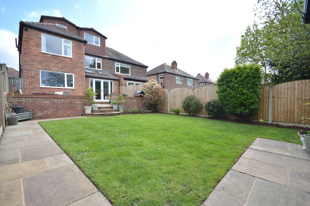 Property photo 2 of 46