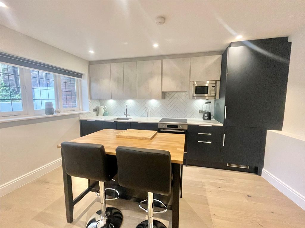 Property photo 3 of 9 Picture No. 07