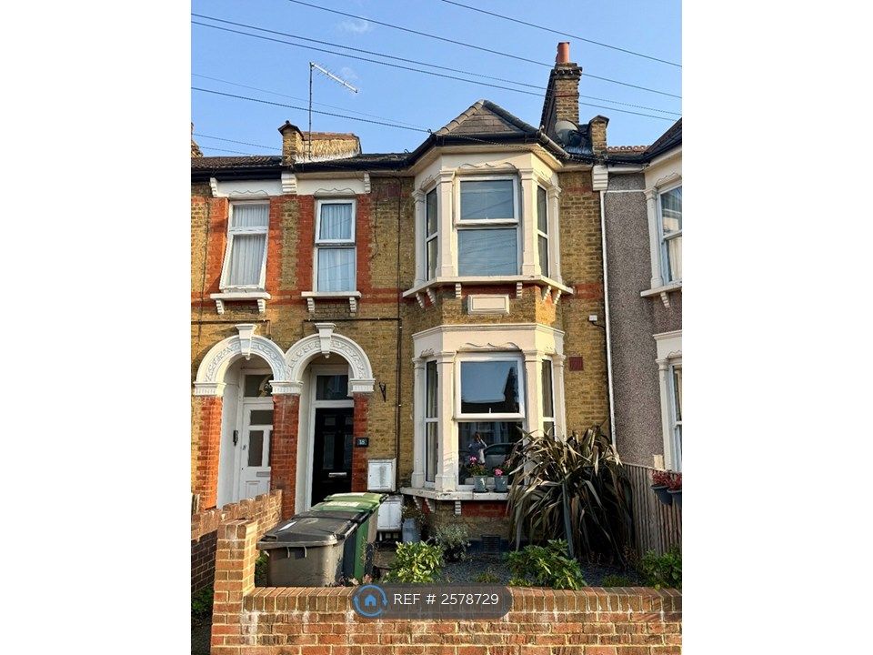 Property photo 1 of 10 External