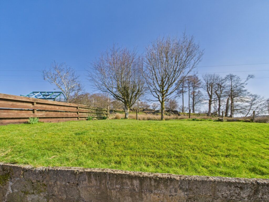 Property photo 2 of 36