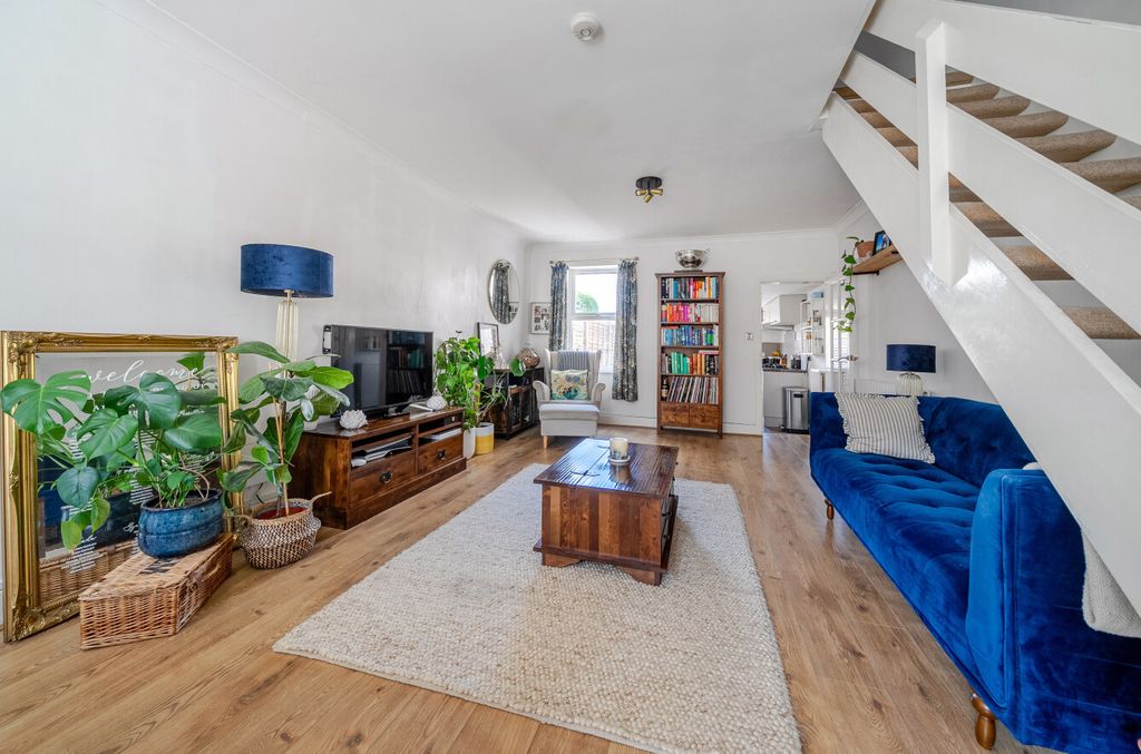 Property photo 3 of 14 1449015-12-69E76A...