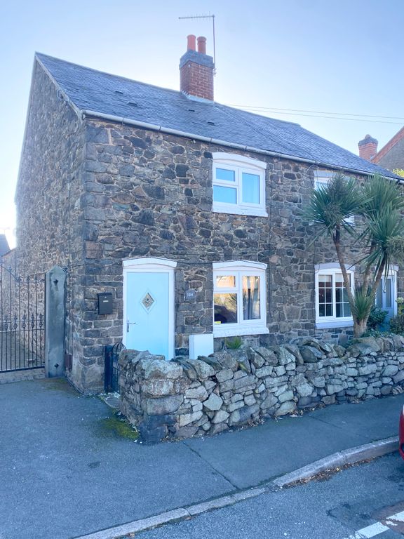 Property photo 1 of 8 Front