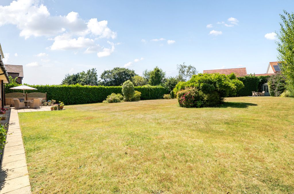 Property photo 2 of 26 Rear Garden