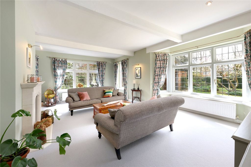 Property photo 3 of 17 Drawing Room