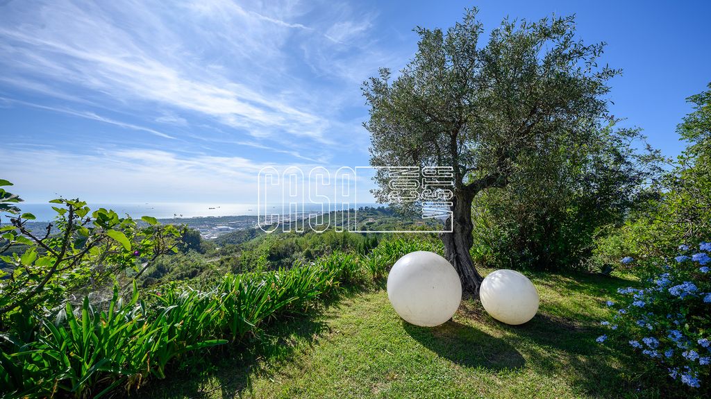 Property photo 2 of 60