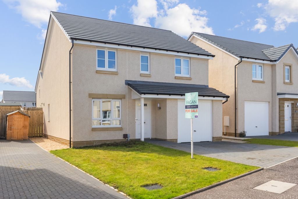 Property photo 1 of 31