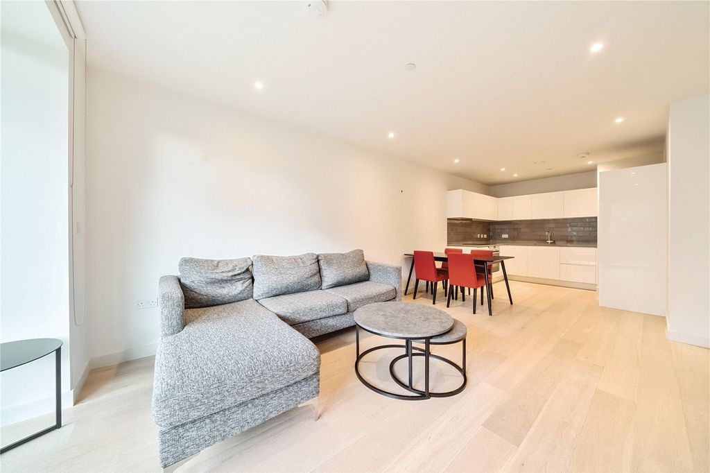 Property photo 3 of 29 Picture No. 52