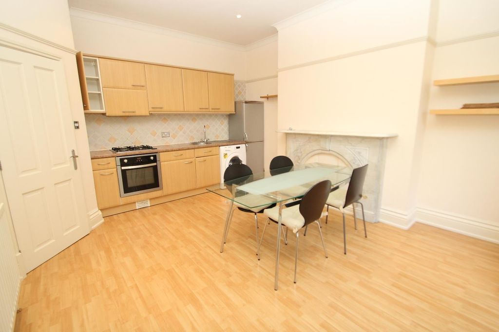 Property photo 3 of 10 0 General