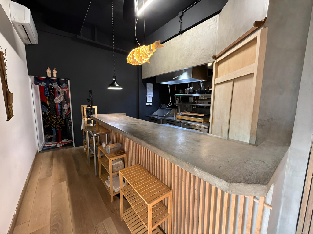 Property photo 3 of 18 Main Bar