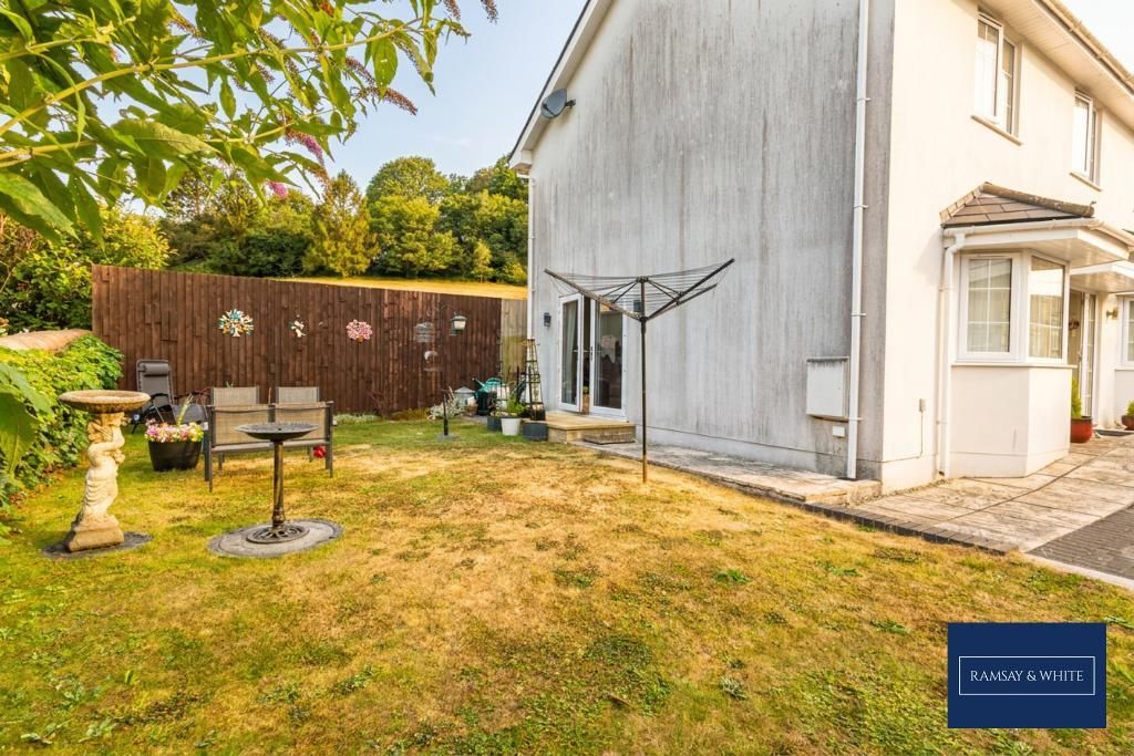 Property photo 2 of 23