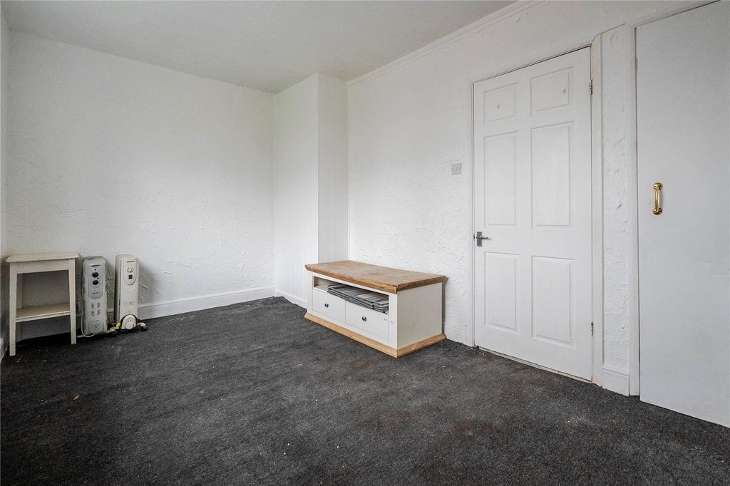 Property photo 2 of 8 Picture No. 03