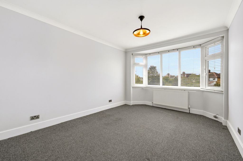 Property photo 3 of 8 Picture No. 08