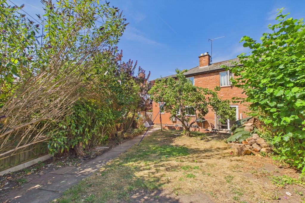 Property photo 3 of 14 Picture No. 16