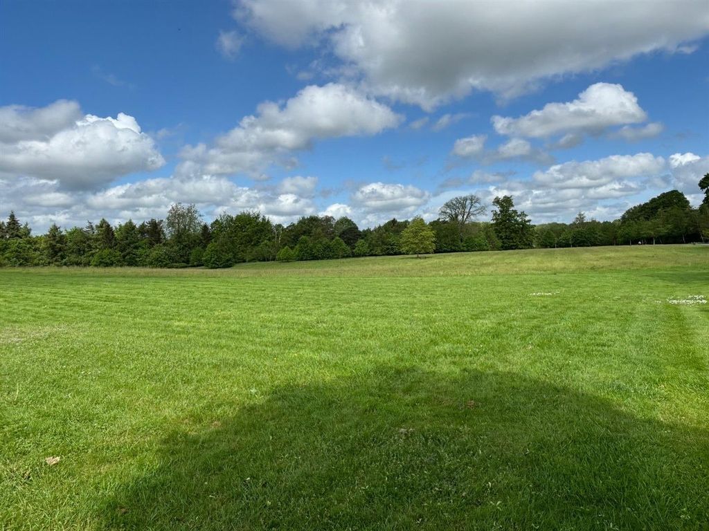 Additional image 15 of 2 bed flat for sale15 King George's Drive, Liphook GU30