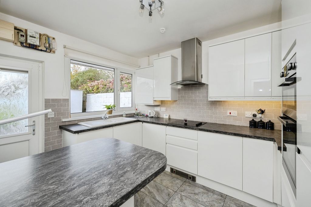 Additional image 5 of 2 bed bungalow for saleCoalbrook Road, Grovesend, Swansea SA4