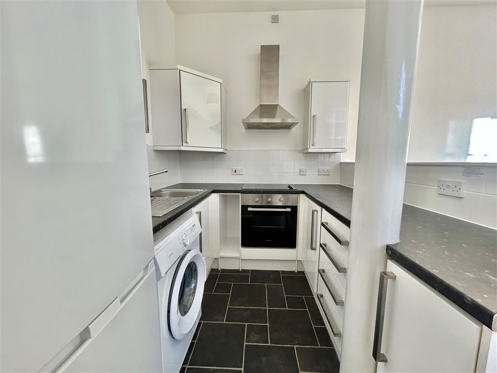 Property photo 3 of 10 Image