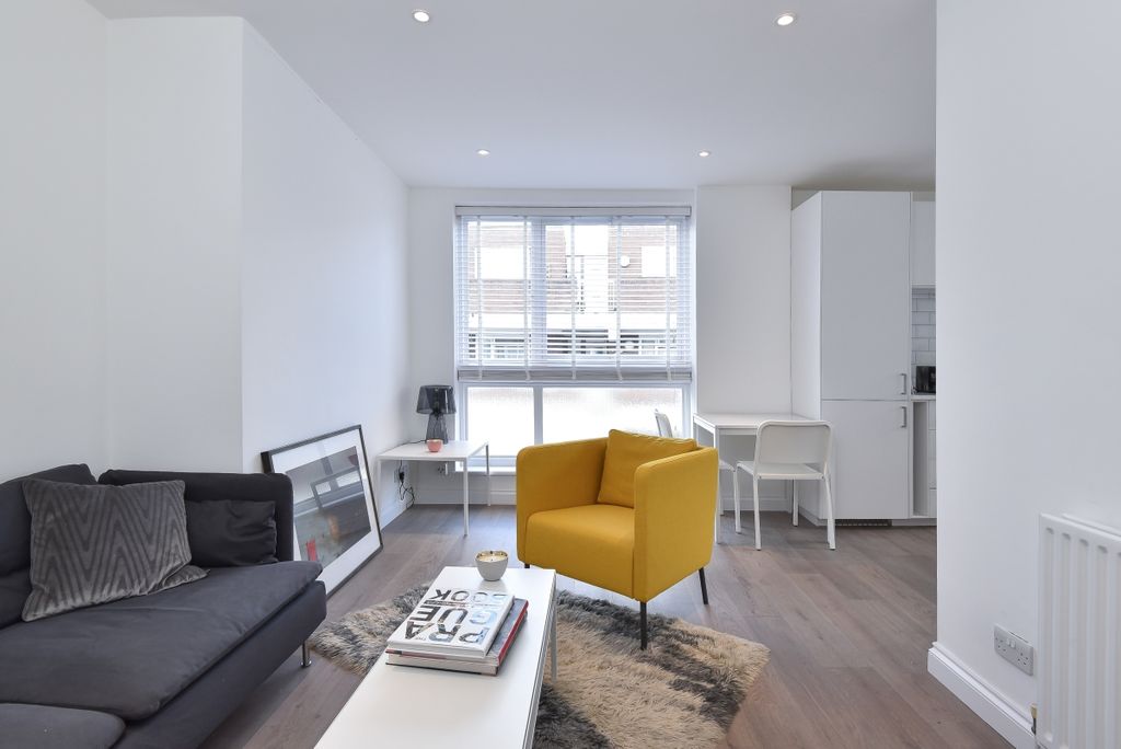 Property photo 2 of 7 252586 (1)
