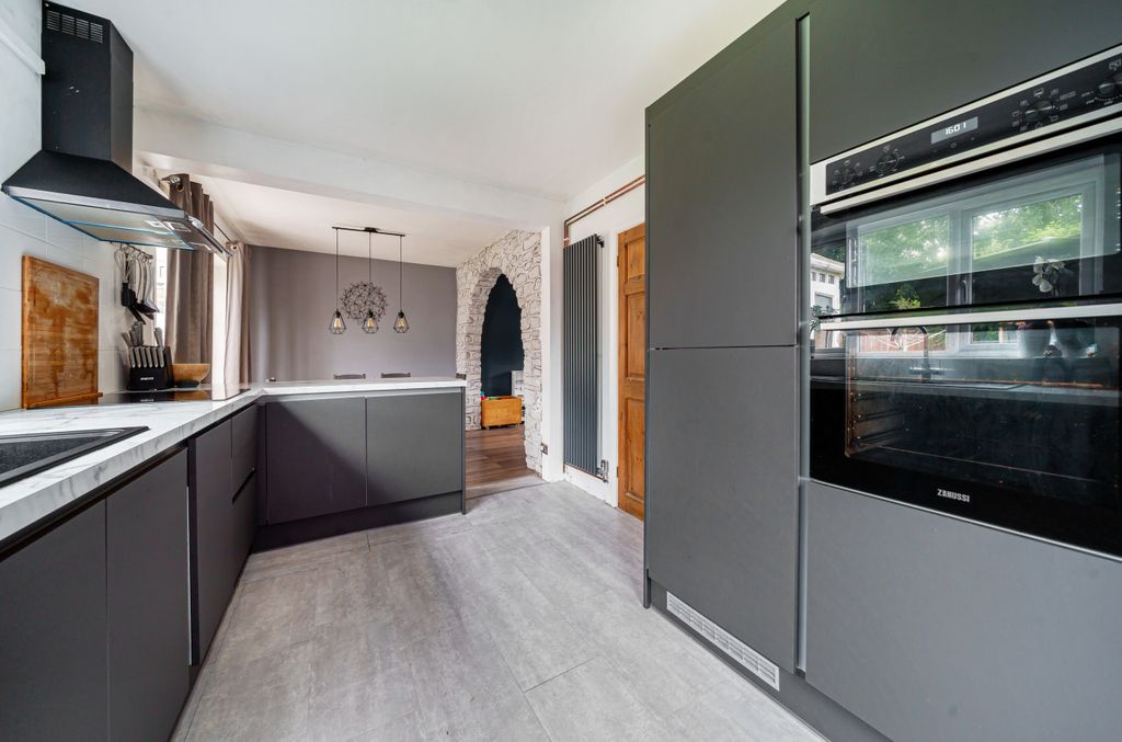 Property photo 3 of 21 1014434 (4).Jpg