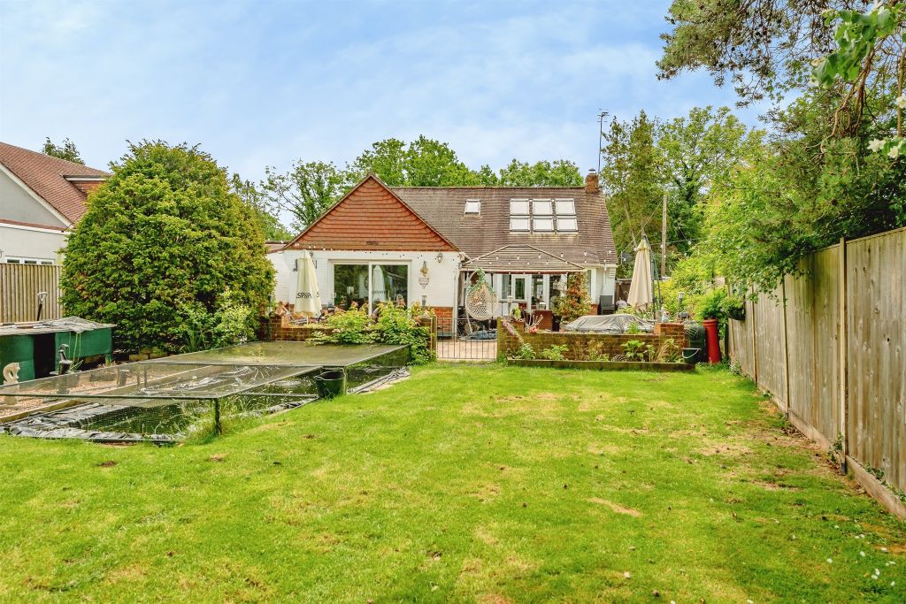 Property photo 2 of 18