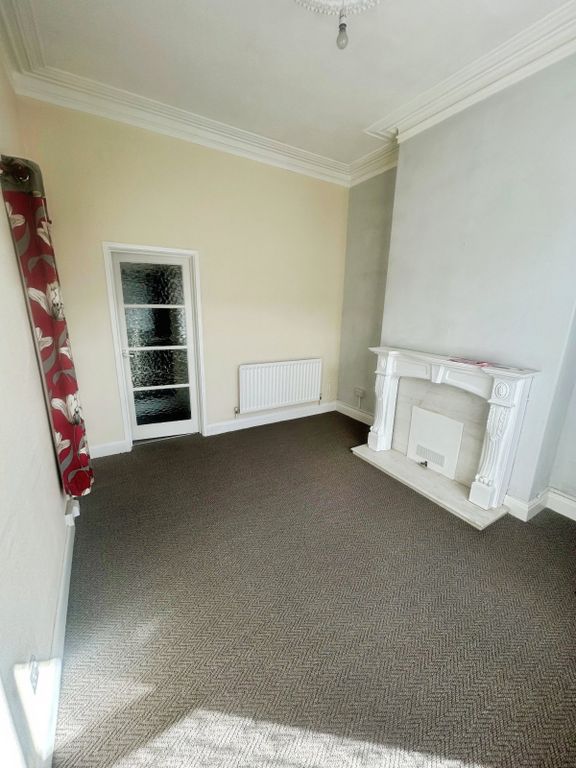 Property photo 2 of 9 Living Room