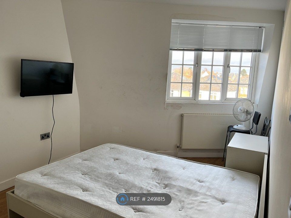 Property photo 3 of 3