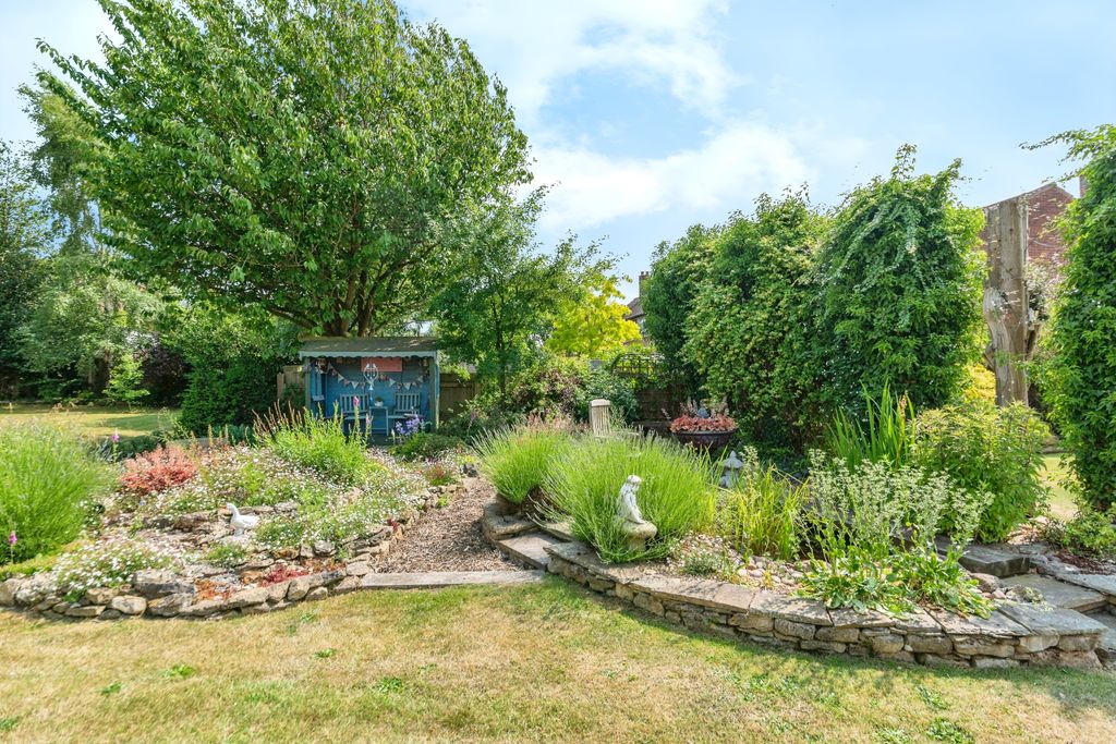 Property photo 2 of 38 Teapot_Cottage-38
