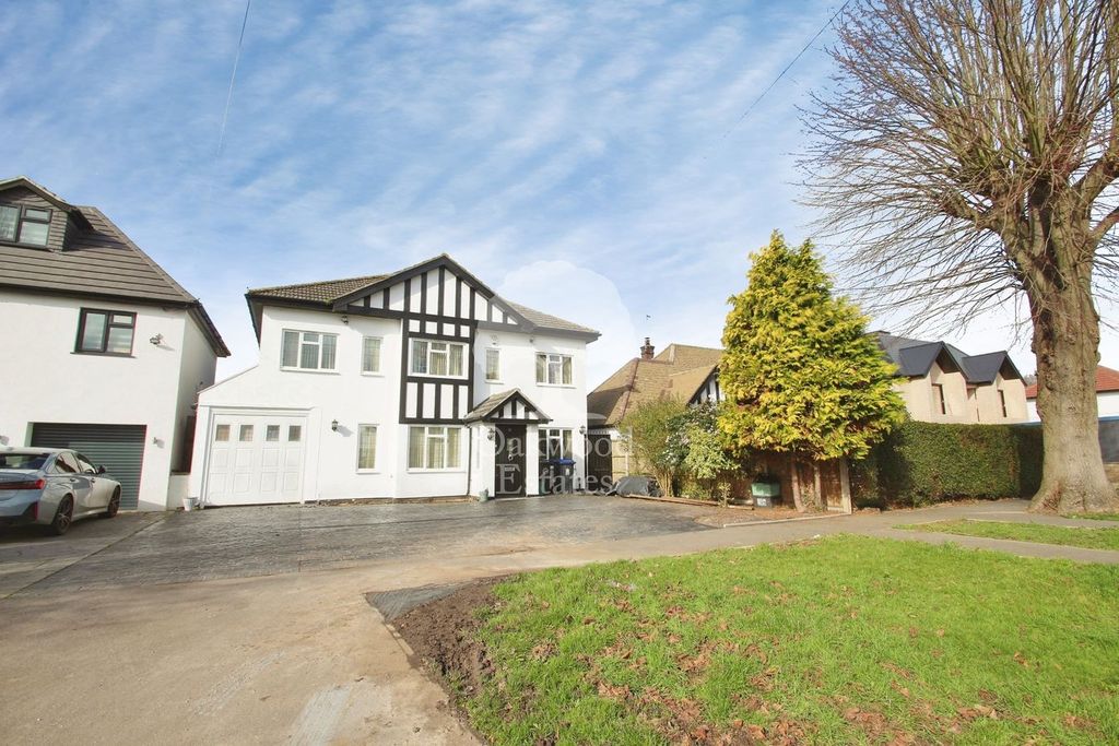 Property photo 1 of 50