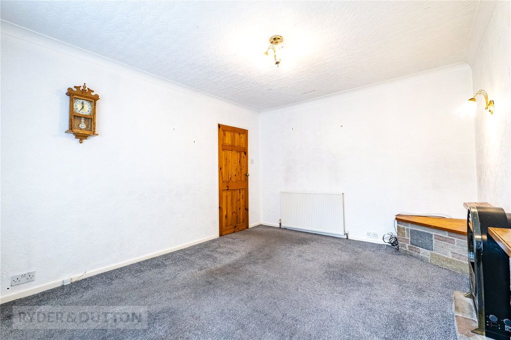 Property photo 3 of 23 Living Room