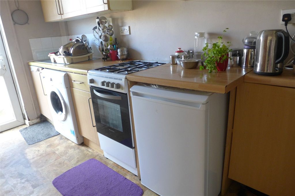 Property photo 3 of 5 Picture No. 13