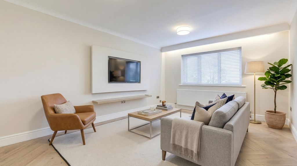 Property photo 3 of 12 Picture No. 14