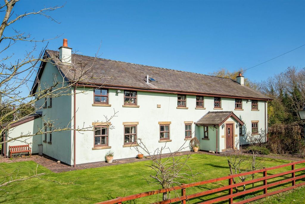 Property photo 1 of 47 Front External