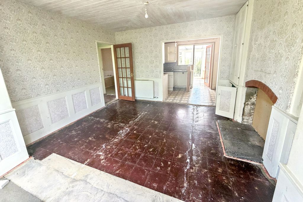 Property photo 3 of 37 1 & 2 Bungalow, Green Lane, Ashmore, Salisbury, Dorset, Sp5 5Aq
