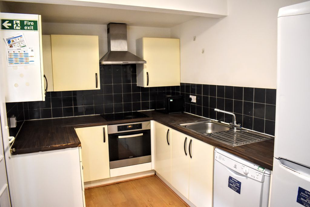 Property photo 2 of 15 Dsc_0393