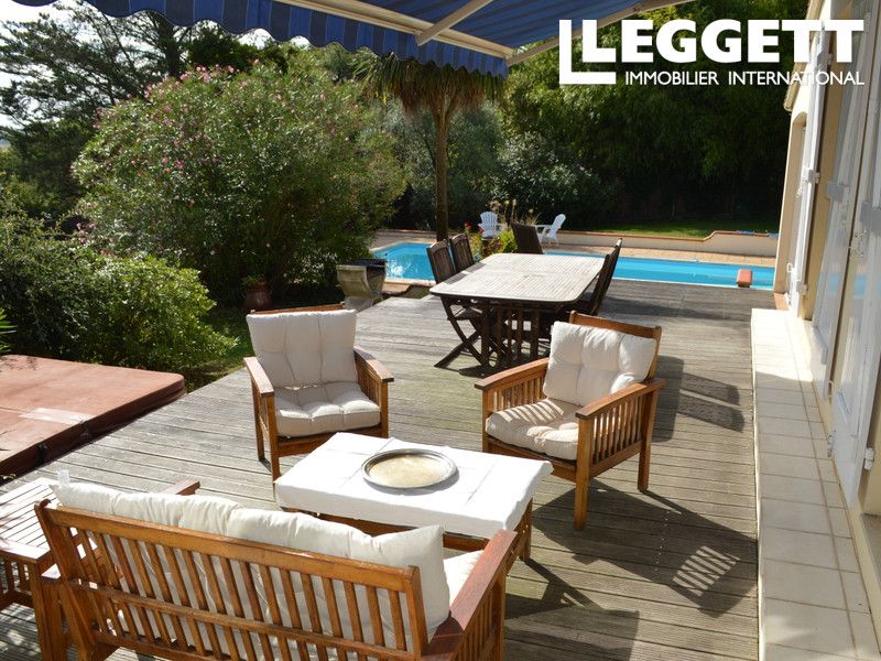 Property photo 2 of 10