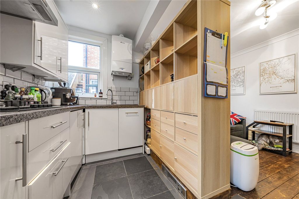 Property photo 3 of 14 Picture No. 01